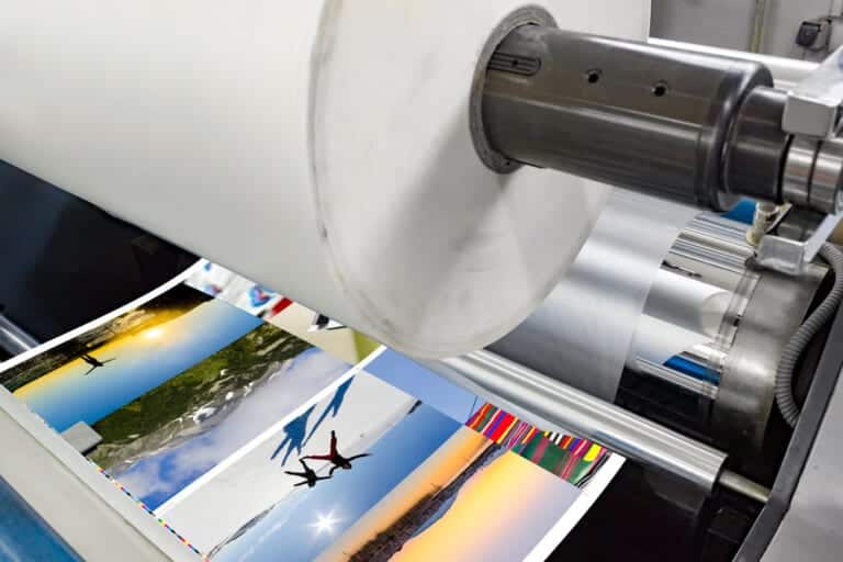 Laminating canvas prints for uv and scratch protection