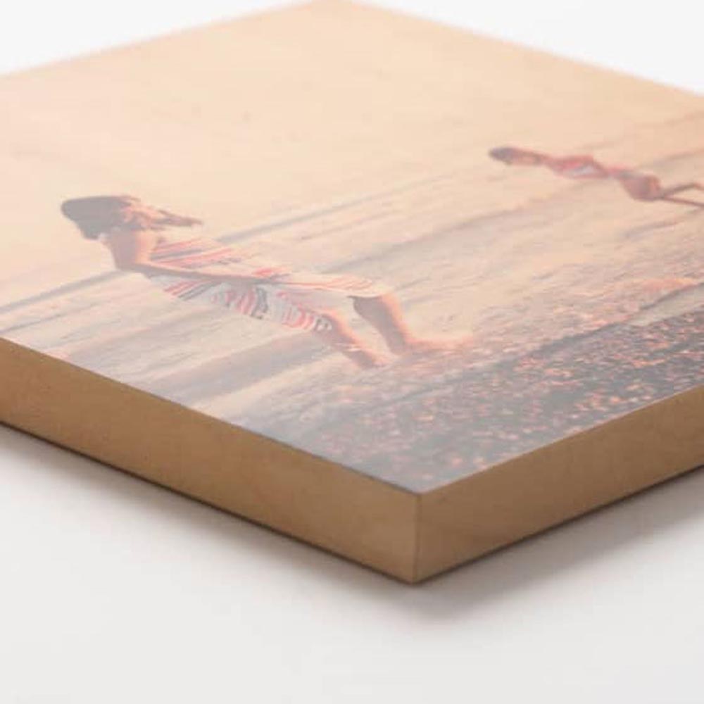 wood print corner closeup kids beach photo